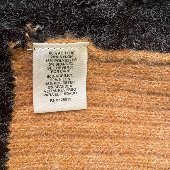 EUC Joseph A Color Block Cardigan - Picture 8 of 8